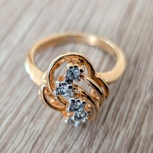 18k Gold plated Ring HGE Ring Sz 6 - 6.5